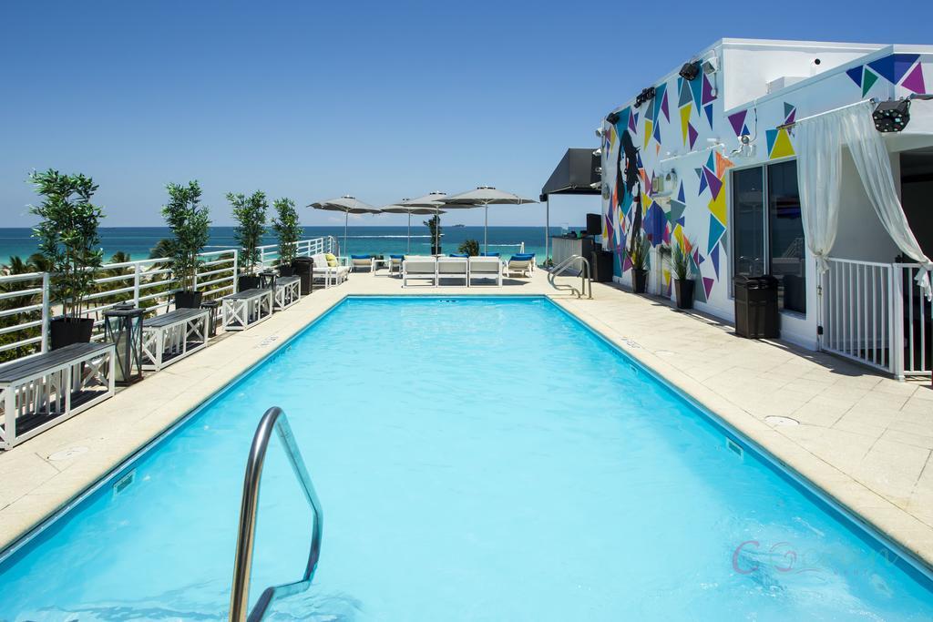 C Ocean Rentals At Strand Ocean Drive (Adults Only) Miami Beach Exterior foto